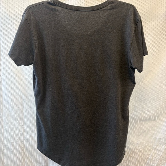 Ariat Women's Wild Country Short Sleeve Charcoal Heather T-Shirt Size Medium - Picture 3 of 5